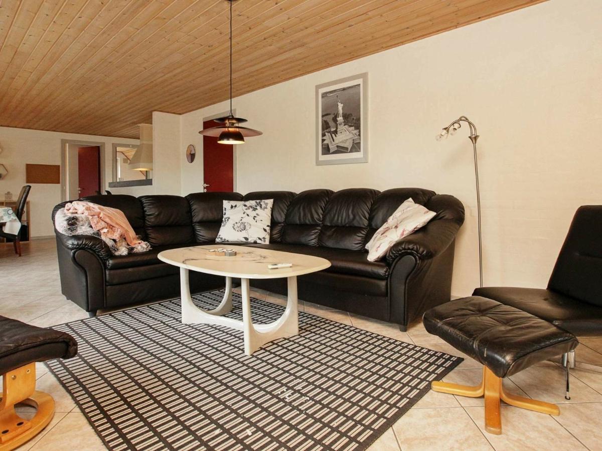 10 Person Holiday Home In Bl Vand Blåvand Quarto foto